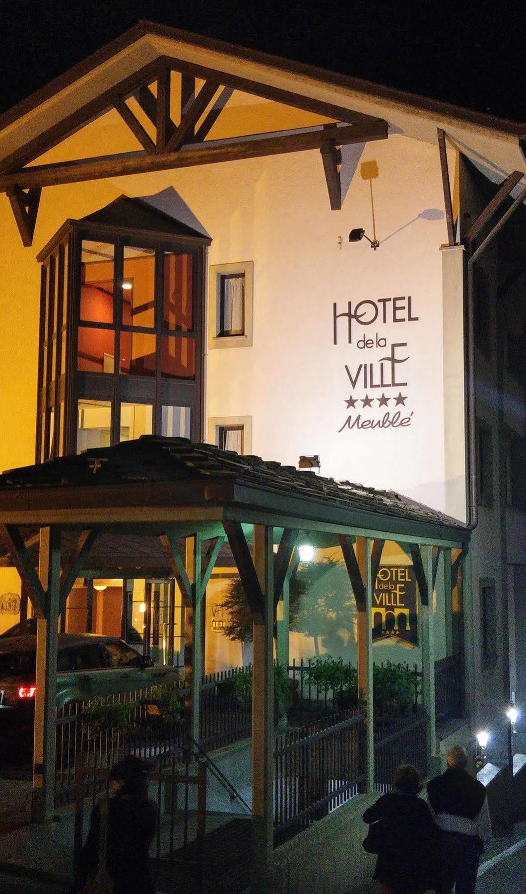 Hotel De La Ville Saint-Vincent Exterior photo